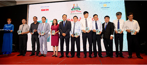 Cẩm nang 12 huyện đảo VN: tự hào cảnh đẹp những vùng đất thiêng liêng - Ảnh 1. Cẩm nang 12 huyện đảo VN: tự hào cảnh đẹp những vùng đất thiêng liêng - Ảnh 1.