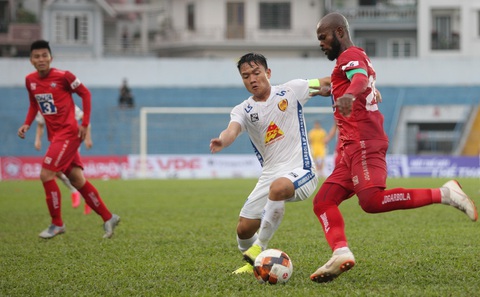 Quảng Nam ngày trở lại V-League còn xa - Ảnh 3. Quảng Nam ngày trở lại V-League còn xa - Ảnh 3.