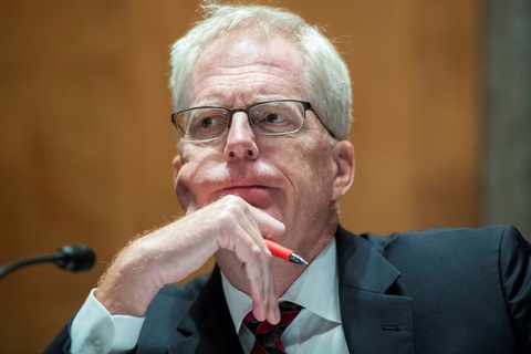 Quyền bộ trưởng quốc phòng Christopher C. Miller vừa được ông Trump bổ nhiệm là ai? - Ảnh 1. Quyền bộ trưởng quốc phòng Christopher C. Miller vừa được ông Trump bổ nhiệm là ai? - Ảnh 1.