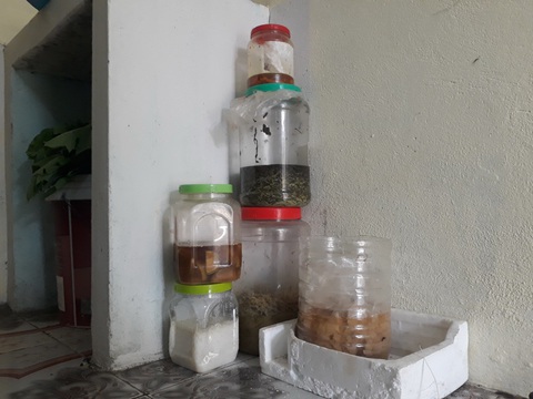 Tôi đi làm công nhân - Kỳ 3: Bát canh chia nhau ở xóm trọ nghèo - Ảnh 1. Tôi đi làm công nhân - Kỳ 3: Bát canh chia nhau ở xóm trọ nghèo - Ảnh 1.