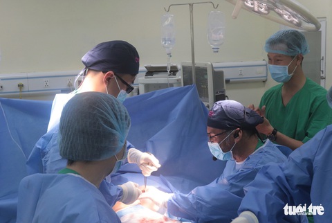 Nhiều ca biến chứng khi nâng ngực, làm sao tránh? - Ảnh 1. Nhiều ca biến chứng khi nâng ngực, làm sao tránh? - Ảnh 1.