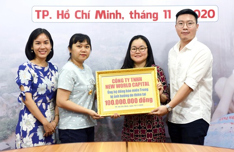 Đóng góp 100 triệu để bà con miền Trung ổn định cuộc sống sau bão - Ảnh 1. Đóng góp 100 triệu để bà con miền Trung ổn định cuộc sống sau bão - Ảnh 1.