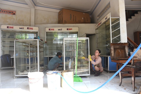 ‘Lũ cuốn bay nhà rồi, lấy nơi nào mà ở’ - Ảnh 5. ‘Lũ cuốn bay nhà rồi, lấy nơi nào mà ở’ - Ảnh 5.