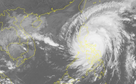Sau bão Vamco, từ nay đến cuối năm vẫn còn 1 đến 3 cơn bão - Ảnh 1. Sau bão Vamco, từ nay đến cuối năm vẫn còn 1 đến 3 cơn bão - Ảnh 1.