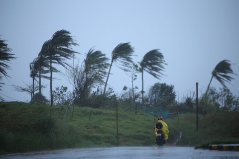 Đối phó bão Vamco, Philippines sơ tán 400.000 cư dân ven biển - Ảnh 1. Đối phó bão Vamco, Philippines sơ tán 400.000 cư dân ven biển - Ảnh 1.