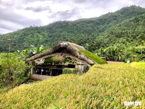 Hà Giang có những mái nhà đặc sắc - Ảnh 1. Hà Giang có những mái nhà đặc sắc - Ảnh 1.
