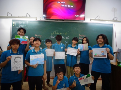 Học trò Sài Gòn vẽ miền Trung trong bài thi văn - Ảnh 1. Học trò Sài Gòn vẽ miền Trung trong bài thi văn - Ảnh 1.