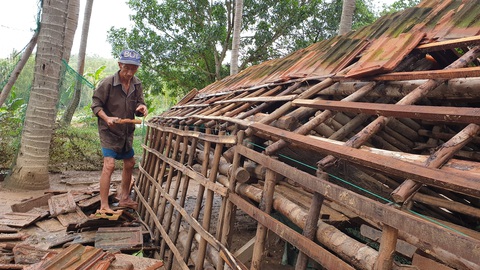 Đến với vùng lúa gạo ngập úng, giếng toàn nước lũ - Ảnh 3. Đến với vùng lúa gạo ngập úng, giếng toàn nước lũ - Ảnh 3.