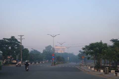 Nam Bộ bắt đầu chuyển mùa, thời tiết ôn hòa, mưa giảm - Ảnh 4. Nam Bộ bắt đầu chuyển mùa, thời tiết ôn hòa, mưa giảm - Ảnh 4.