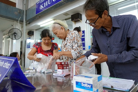 Ai được Quỹ bảo hiểm y tế trả tiền tỉ khi mua bảo hiểm? - Ảnh 1. Ai được Quỹ bảo hiểm y tế trả tiền tỉ khi mua bảo hiểm? - Ảnh 1.
