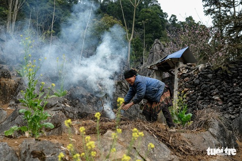 Có nên thu phí để phát triển du lịch cao nguyên đá Đồng Văn? - Ảnh 4. Có nên thu phí để phát triển du lịch cao nguyên đá Đồng Văn? - Ảnh 4.