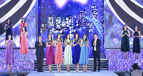 Hoa hậu Việt Nam 2020: Nóng bỏng đêm thi tìm kiếm Người đẹp biển - Ảnh 4. Hoa hậu Việt Nam 2020: Nóng bỏng đêm thi tìm kiếm Người đẹp biển - Ảnh 4.