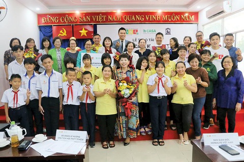 Quỹ Herbalife Nutrition Foundation (HNF) hỗ trợ dinh dưỡng cho hơn 800 em nhỏ có hoàn cảnh khó khăn. - Ảnh 3. Quỹ Herbalife Nutrition Foundation (HNF) hỗ trợ dinh dưỡng cho hơn 800 em nhỏ có hoàn cảnh khó khăn. - Ảnh 3.