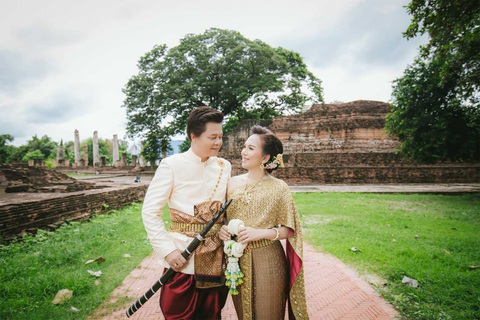 Cô dâu hoãn cưới để ra tranh cử chức chủ tịch tỉnh - Ảnh 1. Cô dâu hoãn cưới để ra tranh cử chức chủ tịch tỉnh - Ảnh 1.