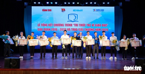 Xướng tên 3 công trình, sáng kiến vì giáo dục đoạt giải 100 triệu đồng - Ảnh 4. Xướng tên 3 công trình, sáng kiến vì giáo dục đoạt giải 100 triệu đồng - Ảnh 4.