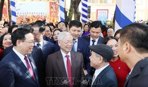 Tổng bí thư, Chủ tịch nước Nguyễn Phú Trọng về thăm trường cũ - Ảnh 4. Tổng bí thư, Chủ tịch nước Nguyễn Phú Trọng về thăm trường cũ - Ảnh 4.