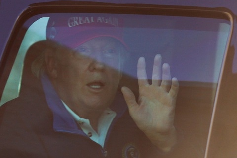 Hàng ngàn người ủng hộ ông Trump xuống đường ở Washington - Ảnh 3. Hàng ngàn người ủng hộ ông Trump xuống đường ở Washington - Ảnh 3.