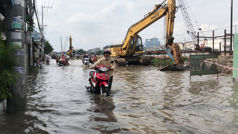 Nam Bộ kết thúc mùa mưa, bắt đầu mùa triều cường cao - Ảnh 1. Nam Bộ kết thúc mùa mưa, bắt đầu mùa triều cường cao - Ảnh 1.