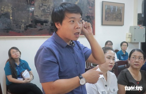 Bệnh viện thiếu người phiên dịch cho bệnh nhân khiếm thính - Ảnh 1. Bệnh viện thiếu người phiên dịch cho bệnh nhân khiếm thính - Ảnh 1.