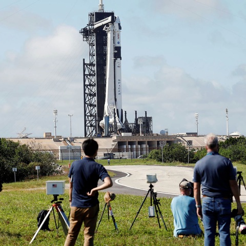 Thừa thắng xông lên, sáng mai SpaceX đưa 4 nhà du hành lên ISS - Ảnh 3. Thừa thắng xông lên, sáng mai SpaceX đưa 4 nhà du hành lên ISS - Ảnh 3.