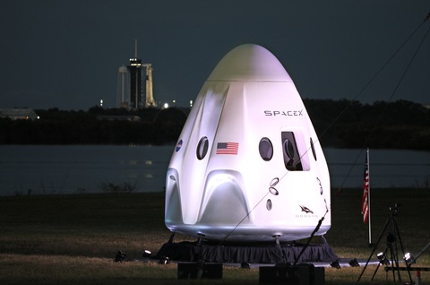 Rồng của SpaceX đã bay vào không gian - Ảnh 3. Rồng của SpaceX đã bay vào không gian - Ảnh 3.