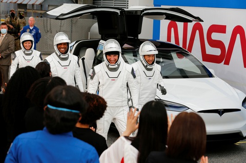 Rồng của SpaceX đã bay vào không gian - Ảnh 8. Rồng của SpaceX đã bay vào không gian - Ảnh 8.