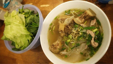 Ngon nhất vẫn là phở Diên Khánh quê tôi - Ảnh 1. Ngon nhất vẫn là phở Diên Khánh quê tôi - Ảnh 1.