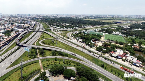 Chính quyền đô thị TP.HCM: Người dân chờ sự đổi mới - Ảnh 1. Chính quyền đô thị TP.HCM: Người dân chờ sự đổi mới - Ảnh 1.