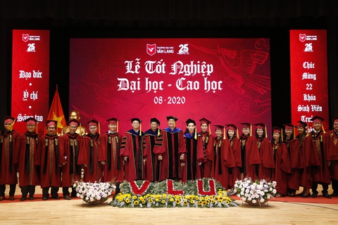 ĐH Văn Lang tuyển sinh tiến sĩ khoa học môi trường khóa đầu tiên với cơ chế hỗ trợ ấn tượng - Ảnh 4. ĐH Văn Lang tuyển sinh tiến sĩ khoa học môi trường khóa đầu tiên với cơ chế hỗ trợ ấn tượng - Ảnh 4.