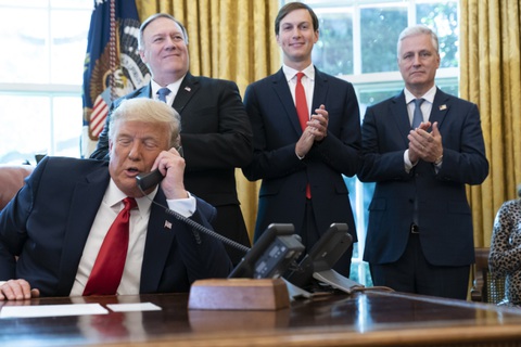 Cố vấn ông Trump: Nếu kiện không xong, sẽ chuyển giao quyền lực chuyên nghiệp - Ảnh 1. Cố vấn ông Trump: Nếu kiện không xong, sẽ chuyển giao quyền lực chuyên nghiệp - Ảnh 1.