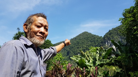 Lên hang núi tìm hồn tổ tiên - Ảnh 1. Lên hang núi tìm hồn tổ tiên - Ảnh 1.