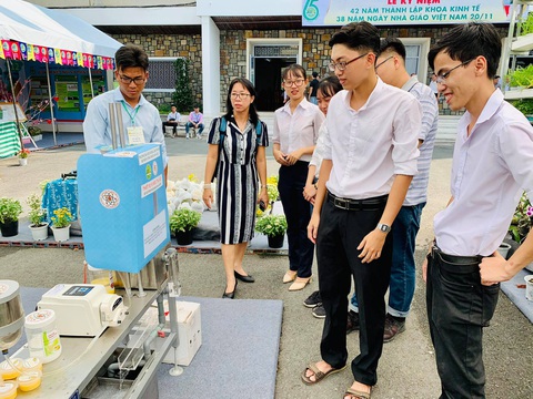 ĐH Nông lâm TP.HCM thúc đẩy chuyển giao công nghệ, phát triển thành đại học nghiên cứu - Ảnh 1. ĐH Nông lâm TP.HCM thúc đẩy chuyển giao công nghệ, phát triển thành đại học nghiên cứu - Ảnh 1.