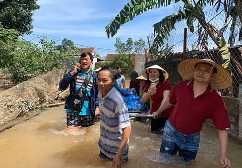 Yêu nghề dạy học - Kỳ 3: Dạy học ở miền bão lũ - Ảnh 1. Yêu nghề dạy học - Kỳ 3: Dạy học ở miền bão lũ - Ảnh 1.
