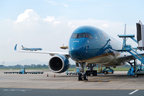 Vì sao phải giải cứu Vietnam Airlines? - Ảnh 3. Vì sao phải giải cứu Vietnam Airlines? - Ảnh 3.