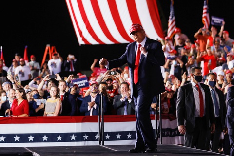 Vì sao ông Trump thu hút đám đông ủng hộ hơn ông Biden? - Ảnh 3. Vì sao ông Trump thu hút đám đông ủng hộ hơn ông Biden? - Ảnh 3.