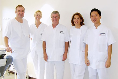 Tìm hiểu về bác sĩ trồng răng implant tại TP.HCM - Ảnh 1. Tìm hiểu về bác sĩ trồng răng implant tại TP.HCM - Ảnh 1.