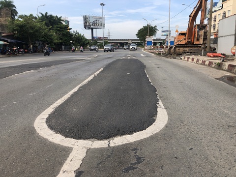 Đã tháo dỡ trạm thu phí Bình Triệu, xóa điểm thắt giao thông cửa ngõ TP.HCM - Ảnh 2. Đã tháo dỡ trạm thu phí Bình Triệu, xóa điểm thắt giao thông cửa ngõ TP.HCM - Ảnh 2.