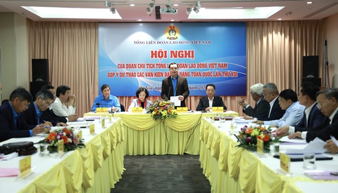Công nhân cần thị trường lao động hiện đại - Ảnh 1. Công nhân cần thị trường lao động hiện đại - Ảnh 1.