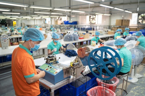 Doanh nghiệp kêu cứu vì khẩu trang nhái, giả - Ảnh 2. Doanh nghiệp kêu cứu vì khẩu trang nhái, giả - Ảnh 2.