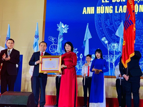 ĐH Quốc gia TP.HCM cần đẩy mạnh kiến tạo tri thức mới - Ảnh 1. ĐH Quốc gia TP.HCM cần đẩy mạnh kiến tạo tri thức mới - Ảnh 1.