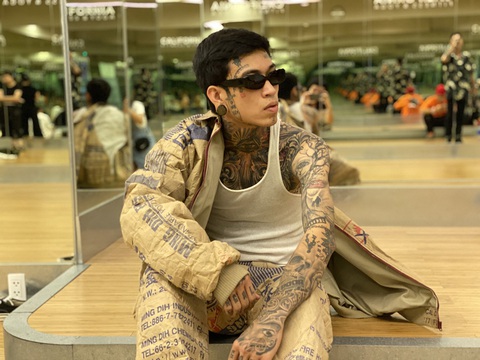 Dế Choắt, hình xăm và rap - Ảnh 4. Dế Choắt, hình xăm và rap - Ảnh 4.