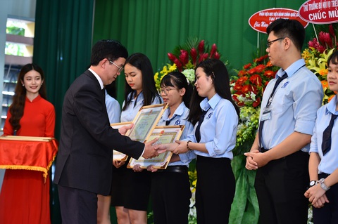 Phân hiệu Trường ĐH Nội vụ Hà Nội tại TP.HCM cần đẩy mạnh cung cấp dịch vụ công - Ảnh 1. Phân hiệu Trường ĐH Nội vụ Hà Nội tại TP.HCM cần đẩy mạnh cung cấp dịch vụ công - Ảnh 1.
