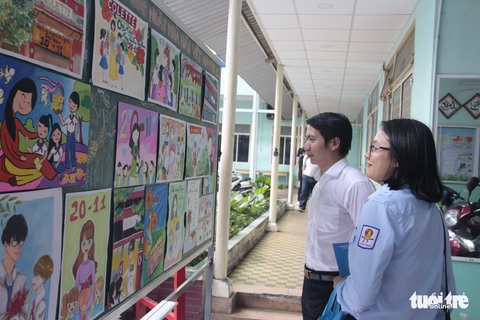 Ngày làm tổng phụ trách Đội, tối làm bảo vệ nuôi chị gái mắc bệnh nan y - Ảnh 5. Ngày làm tổng phụ trách Đội, tối làm bảo vệ nuôi chị gái mắc bệnh nan y - Ảnh 5.