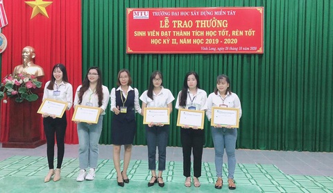 Cathay Việt Nam trao học bổng tại khu vực Đồng Bằng Sông Cửu Long - Ảnh 2. Cathay Việt Nam trao học bổng tại khu vực Đồng Bằng Sông Cửu Long - Ảnh 2.