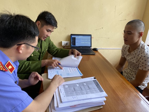 Bắt nghi phạm lừa đảo, chiếm đoạt tài sản trên mạng xã hội - Ảnh 1. Bắt nghi phạm lừa đảo, chiếm đoạt tài sản trên mạng xã hội - Ảnh 1.