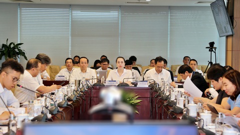 Họp đánh giá xếp hạng tín nhiệm quốc tế cho EVNNPC - Ảnh 1. Họp đánh giá xếp hạng tín nhiệm quốc tế cho EVNNPC - Ảnh 1.