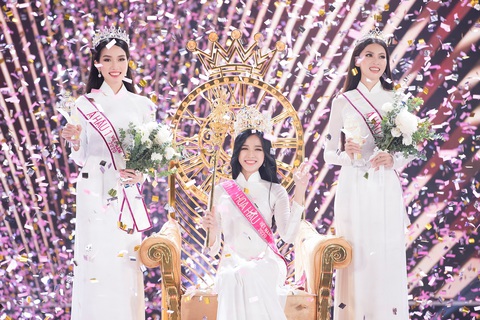 Tân Hoa hậu Việt Nam: Dù có là hình mẫu hay không, tôi sẽ truyền cảm hứng cho giới trẻ - Ảnh 2. Tân Hoa hậu Việt Nam: Dù có là hình mẫu hay không, tôi sẽ truyền cảm hứng cho giới trẻ - Ảnh 2.