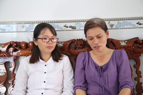 Bà ve chai ở Hóc Môn: Thấy dây chuyền, cà rá, tui tìm người trả lại vì đâu phải của mình - Ảnh 2. Bà ve chai ở Hóc Môn: Thấy dây chuyền, cà rá, tui tìm người trả lại vì đâu phải của mình - Ảnh 2.