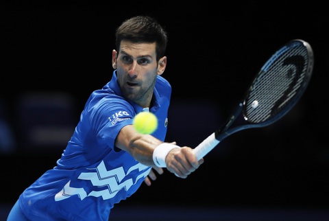 Djokovic và Nadal cùng thua, Thiem gặp Medvedev ở chung kết ATP Finals - Ảnh 2. Djokovic và Nadal cùng thua, Thiem gặp Medvedev ở chung kết ATP Finals - Ảnh 2.