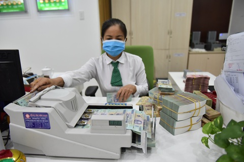 Ngân hàng bơm trên 153.000 tỉ trong quý 3, tăng trưởng tín dụng dự báo vẫn khó về đích - Ảnh 1. Ngân hàng bơm trên 153.000 tỉ trong quý 3, tăng trưởng tín dụng dự báo vẫn khó về đích - Ảnh 1.